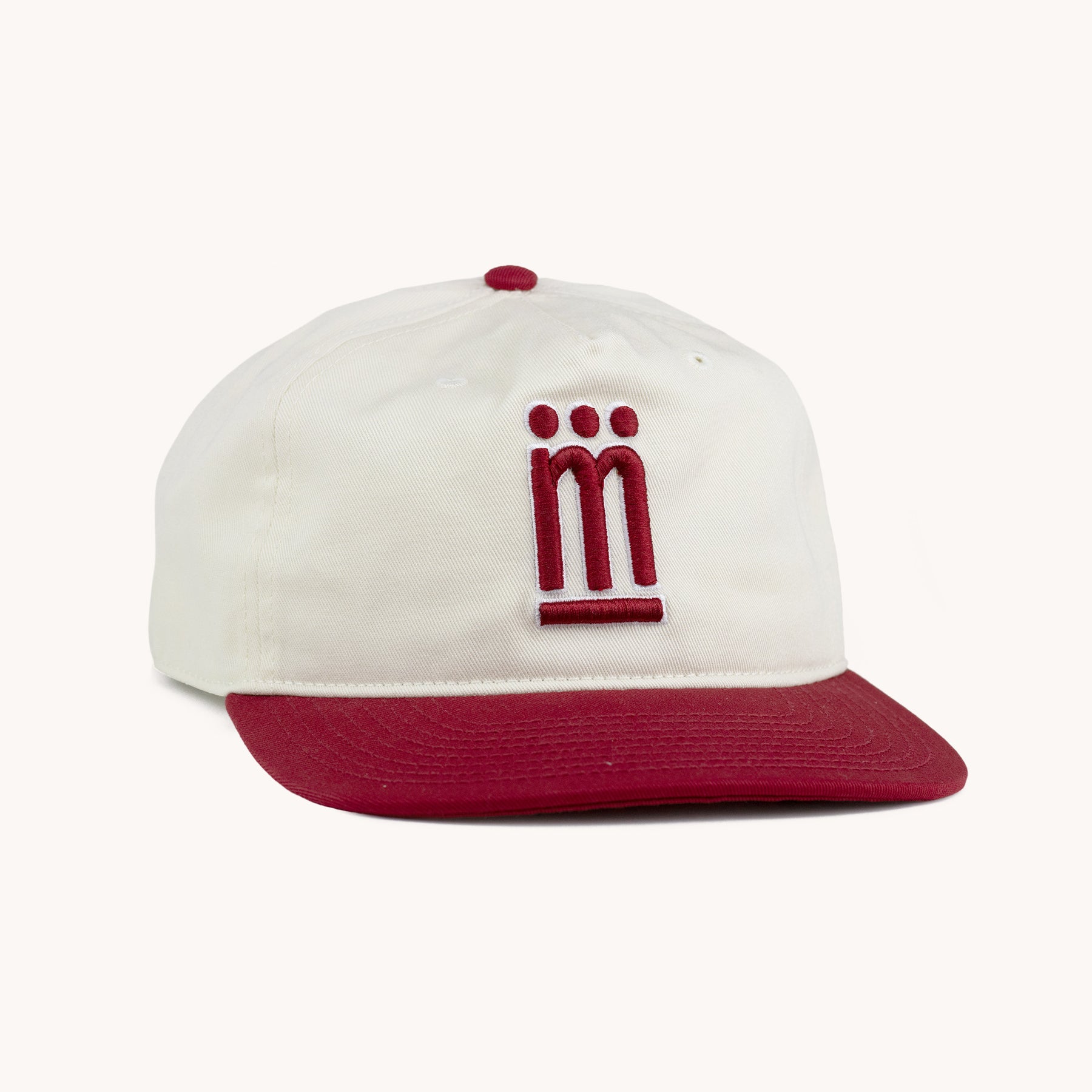 classic_hat_red_beige_front_web.jpg